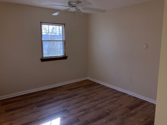 Building Photo - 14 W Water St