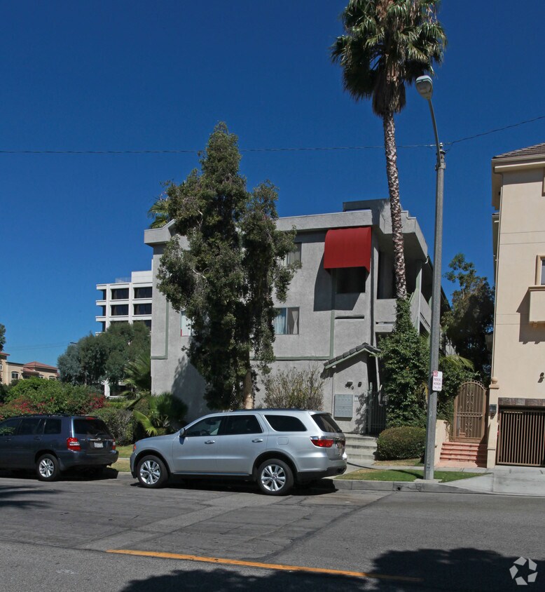 Building Photo - 537-539 E Angeleno Ave
