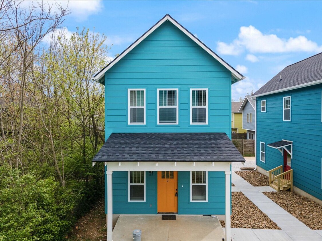 Foto principal - Brand New Cottage close to downtown and U ...