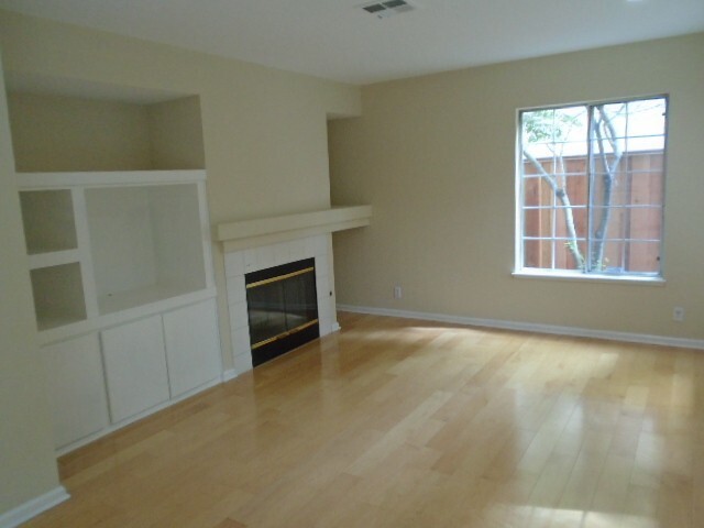 Foto del edificio - Nor Cal Realty, Inc - 3 bedroom, 2 1/2 bat...