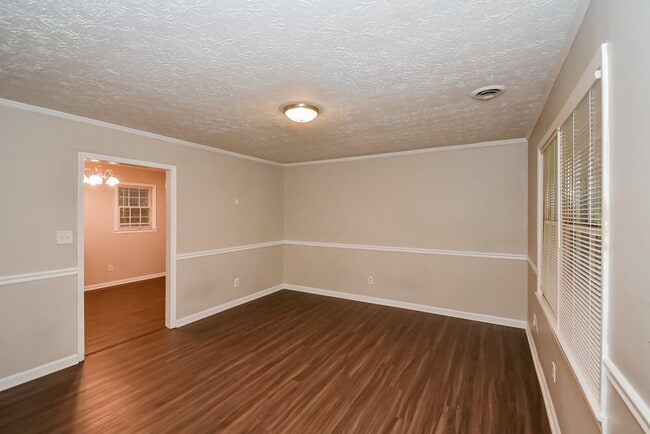 Building Photo - 3805 Nebo Rd