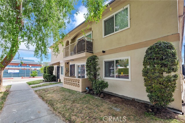 Foto del edificio - 3873 College Ave