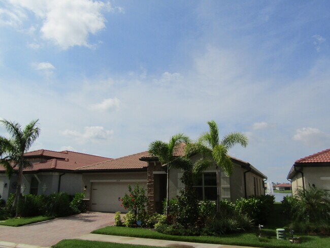 Building Photo - 209 Vinadio Blvd