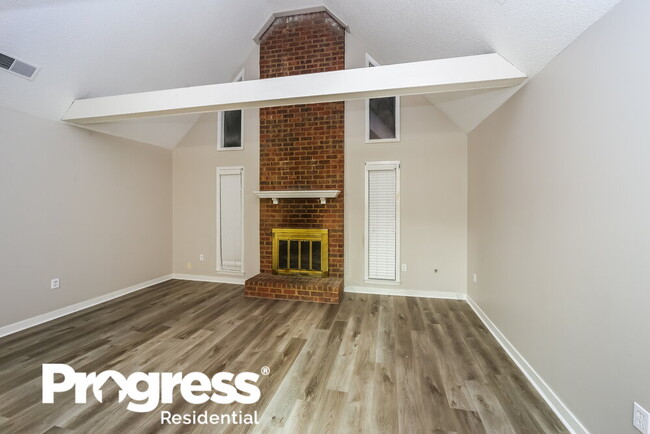 Building Photo - 7123 Hillshire Dr