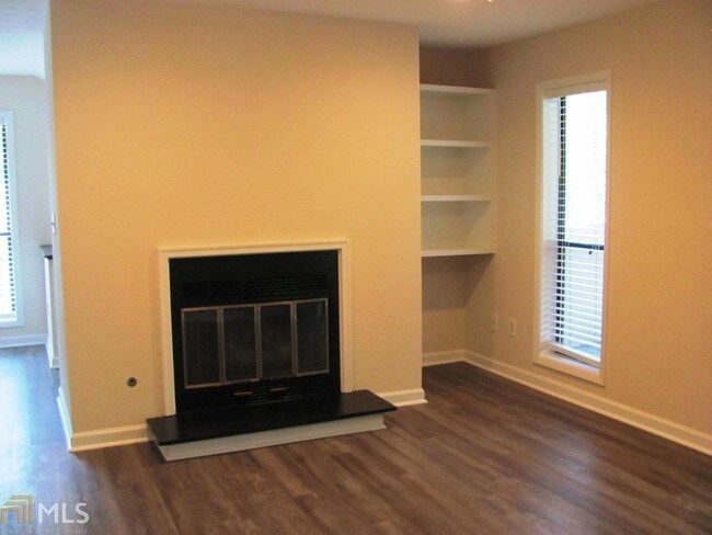 Foto del edificio - 1407 Wynnes Ridge Cir