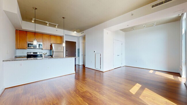 Interior Photo - View 14