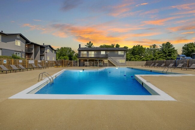 Building Photo - Crossing at Northpointe Apartments