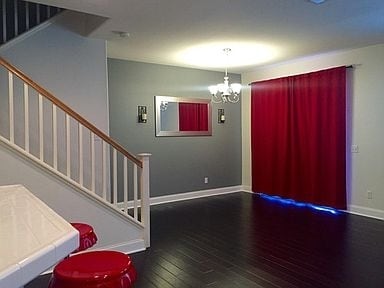 Building Photo - 425 S Meadowbrook Dr
