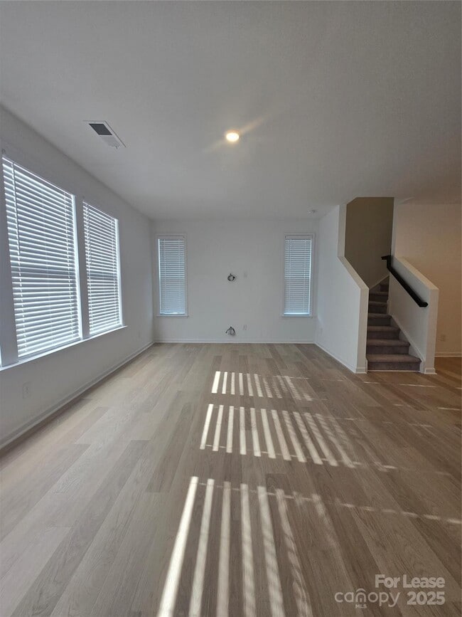 Building Photo - 3124 Stelfox St