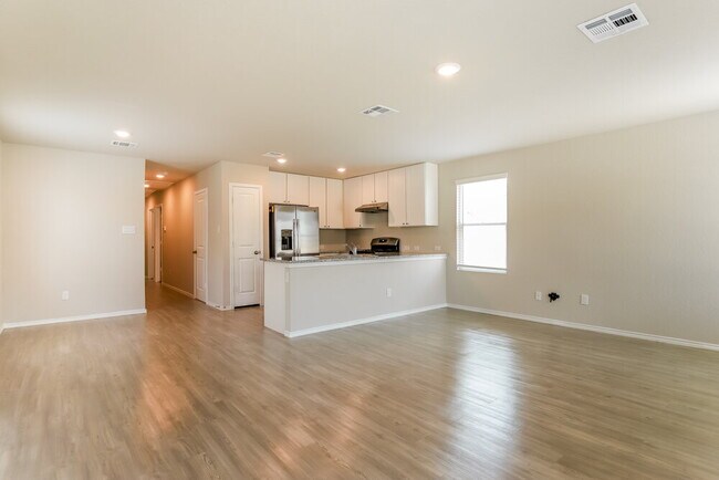 Building Photo - 14614 Source Cir