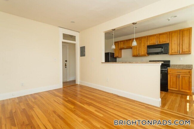 Foto del edificio - 286 Chestnut Hill Ave
