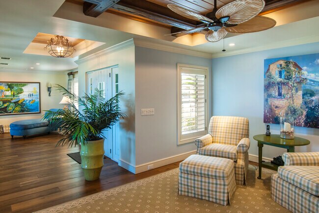 Building Photo - 965 Pebble Ln