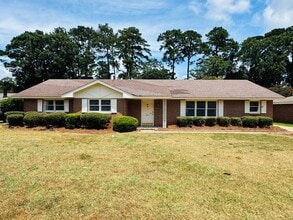 Building Photo - 3913 Dalraida Pl