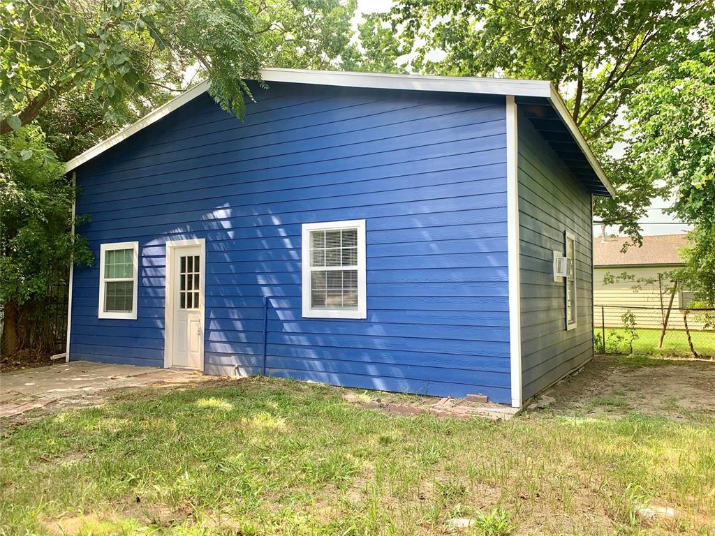 Primary Photo - 1505 1/2-7th 1/2 2nd St