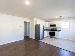 Open floorplan with newly refinished hardwood floors - 610 Rock Creek Road