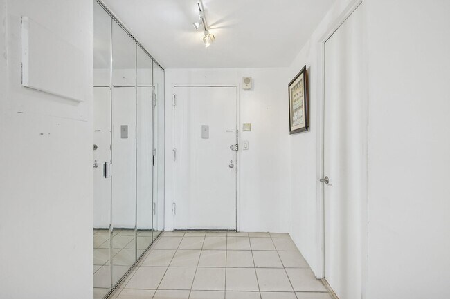 Building Photo - 7000 JFK Blvd E