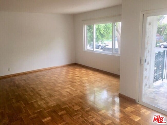 Foto del edificio - 914 3rd St