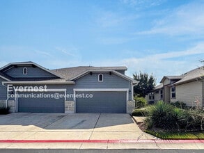 Building Photo - 1701 Logan Dr