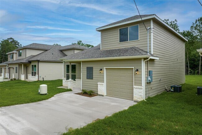Foto del edificio - 17155 Spindle Oaks Dr