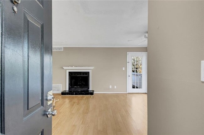 Building Photo - 707 Olde Mill Ln