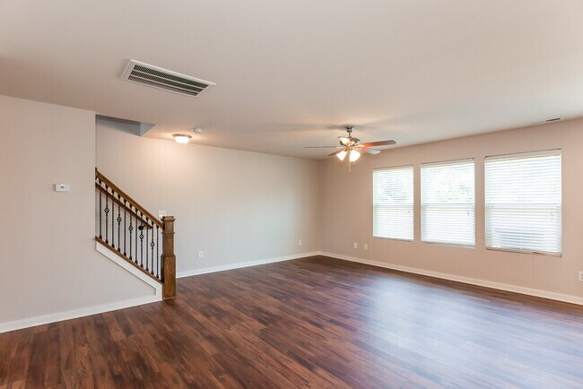Building Photo - 7140 Pitzer Dr