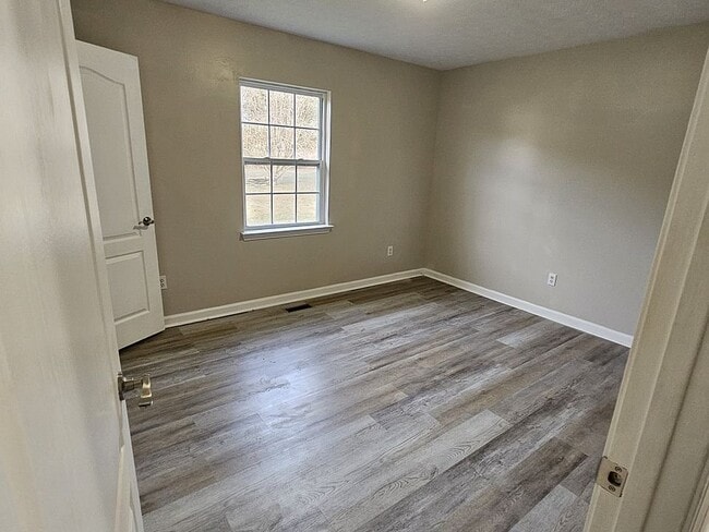Building Photo - 972 Crosby Ln