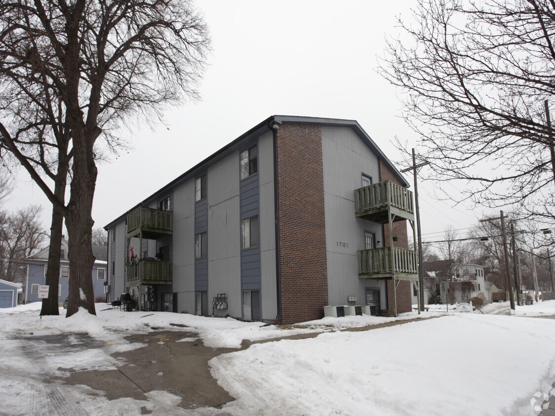 Foto del edificio - 1701 Prospect St