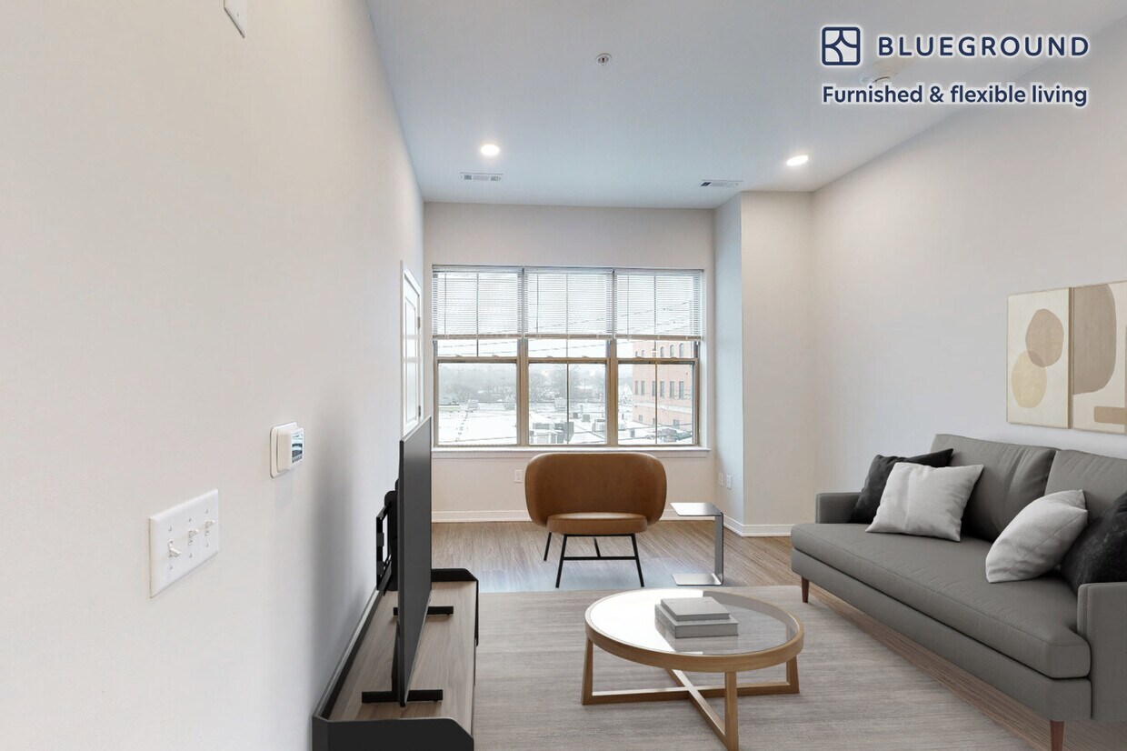 Foto principal - 332 Halstead Ave