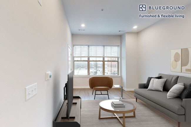 Building Photo - 332 Halstead Ave