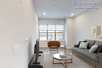 Building Photo - 332 Halstead Ave