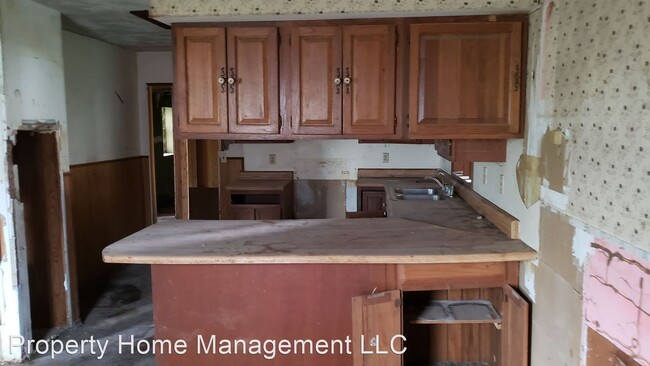 Building Photo - 3 br, 1 bath House - 23 Cheatham Rd.