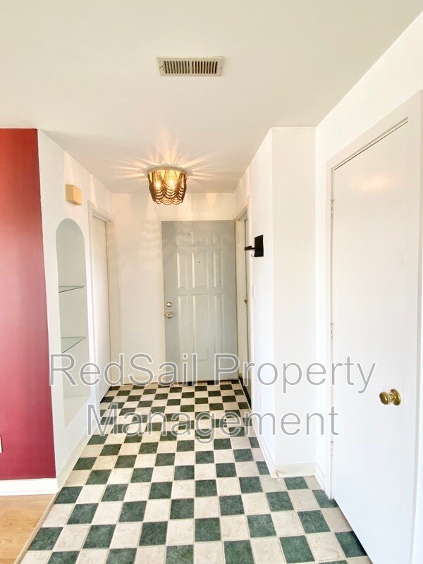 Foto del edificio - 212 Dockside Dr