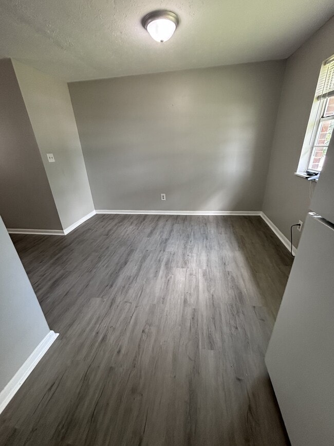 Building Photo - 12513 E Orell Rd
