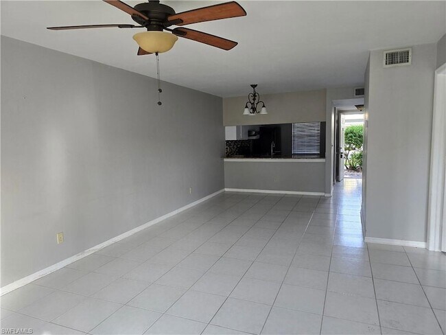 Foto del edificio - 2660 Kings Lake Blvd