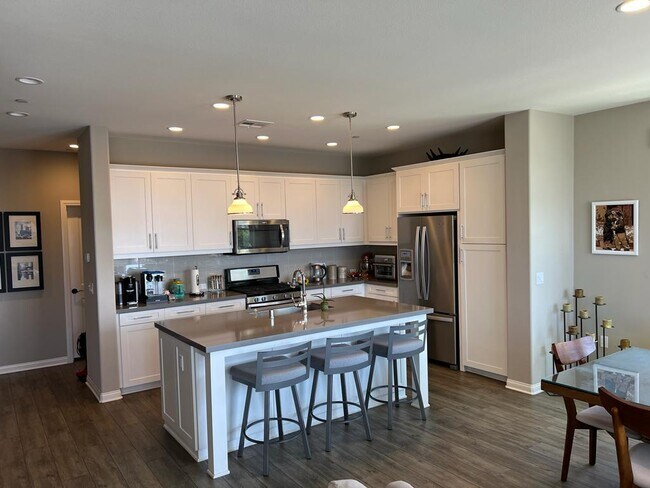 Building Photo - 16093 Veridian Cir