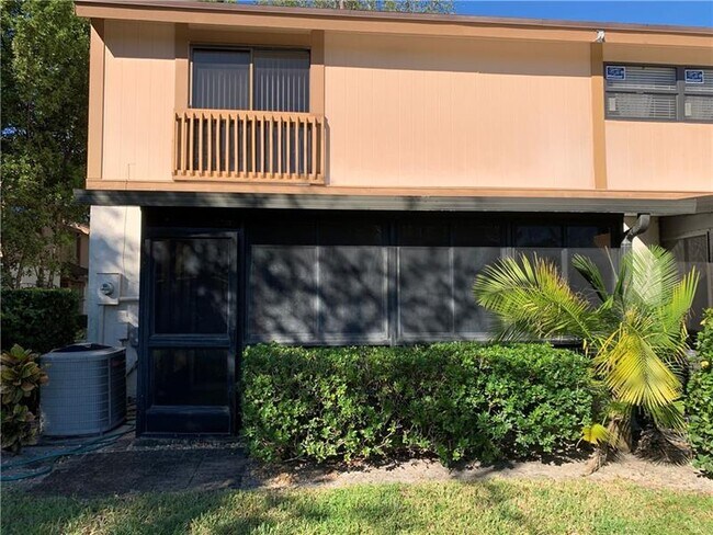 Foto del edificio - 4751 NW 30th St