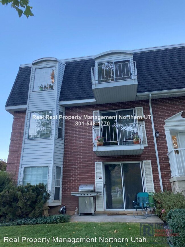 Building Photo - 2 br, 1 bath House - 3003 Taylor Ave #5