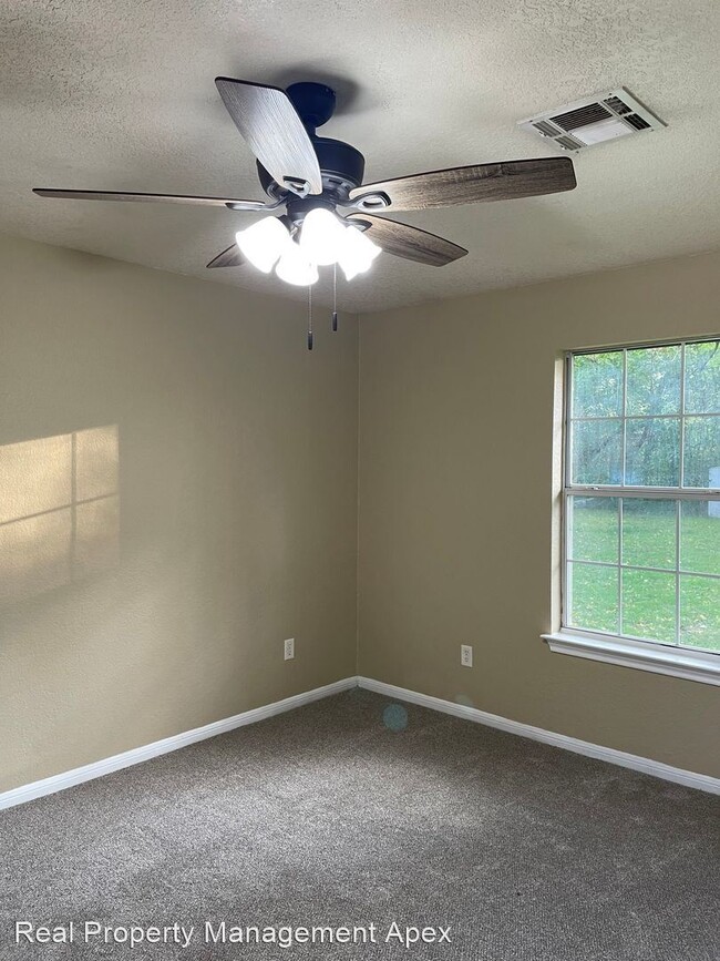 Foto del edificio - 3 br, 2 bath House - 1209 Forrest St.