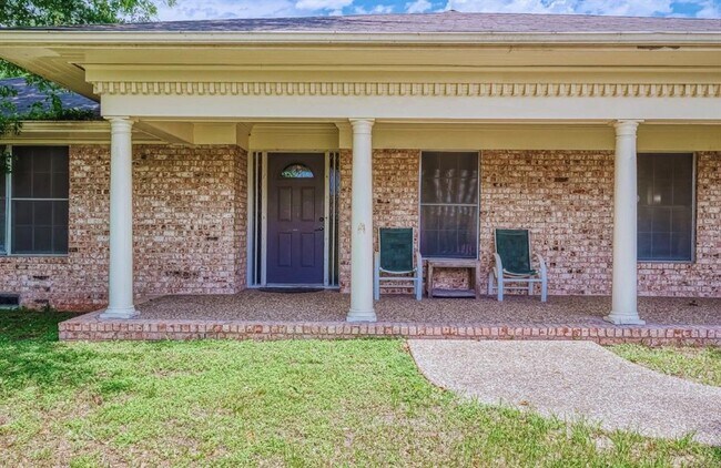 Building Photo - 6920 Flintlock Rd