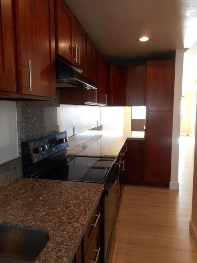 Building Photo - 98-650 MOANALUA ROAD #247