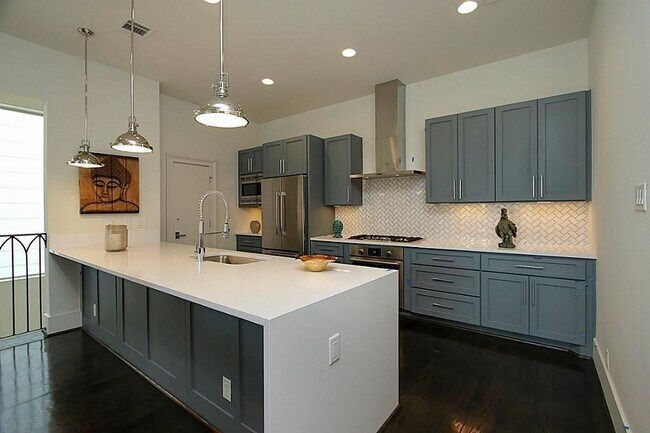 Foto del edificio - 1810 Oakdale St