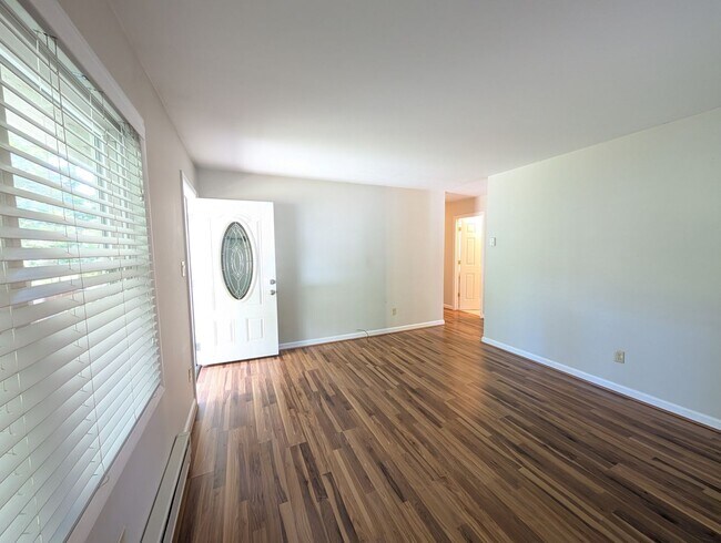 Foto del edificio - Arden Rental - Royal Pines Area
