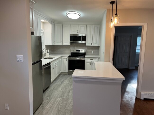 Building Photo - 1205 Little Neck Ave