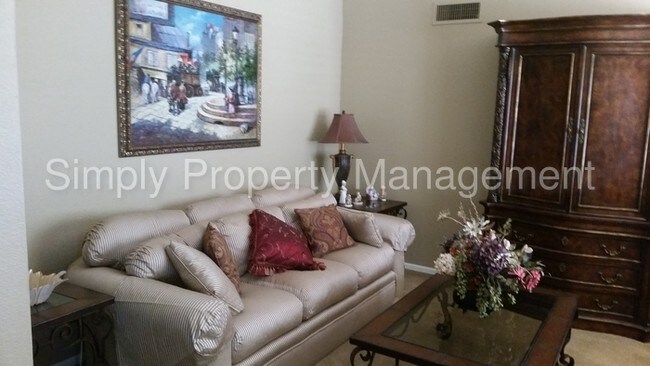 Foto del edificio - 5724 E Danbury Rd