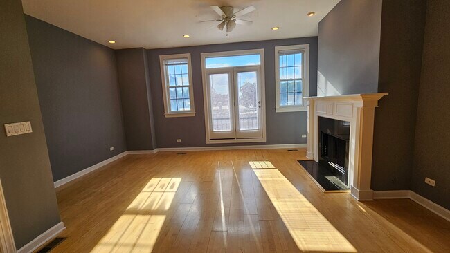 Foto del edificio - 511 N Hartland Ct