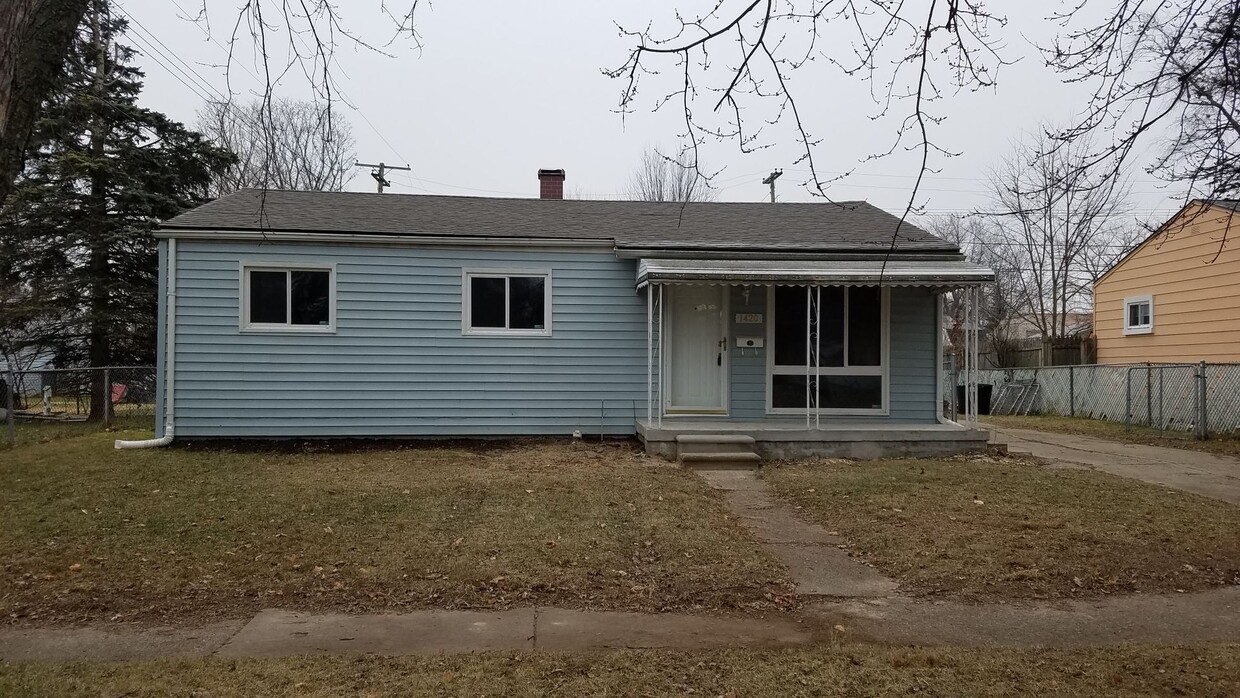 Primary Photo - 1420 Candlewood Three Bedroom, 1 Bathroom,...