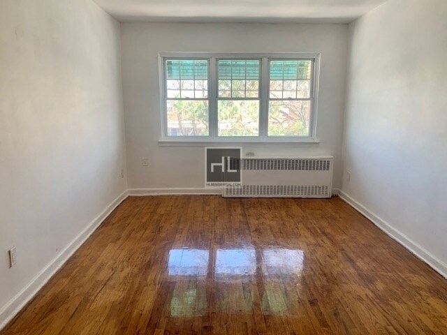 Foto del edificio - 2030 E 68 St