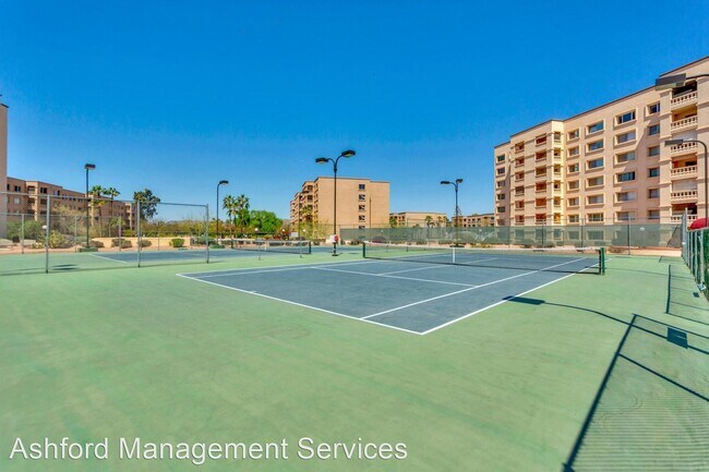 Foto del edificio - 2 br, 2 bath House - 7920 E Camelback Rd #504