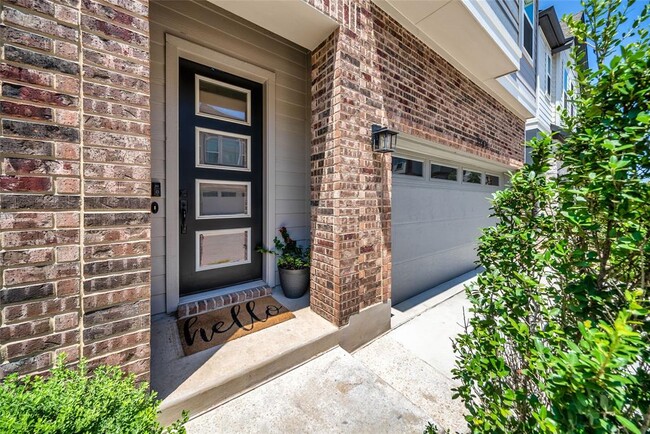 Building Photo - 13504 Cibolo Trace