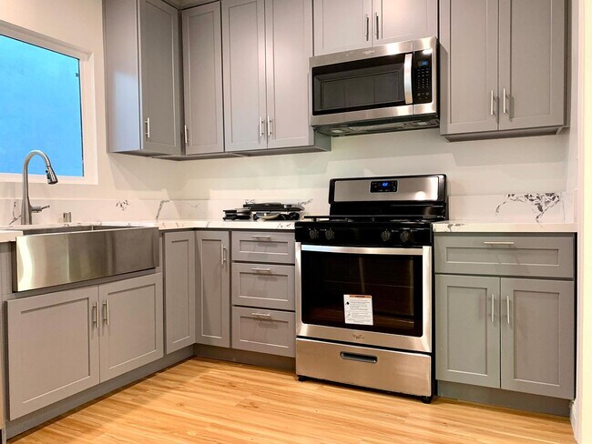 Foto del edificio - 540 N Harvard Blvd